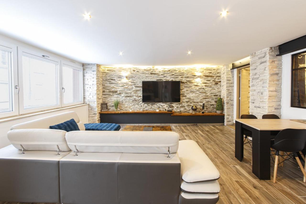 Appartement Luxueux Au Coeur De La Doutre 앙제 외부 사진